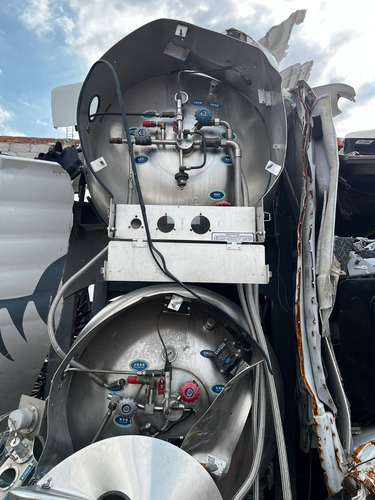 Tractocamión Gas Natural Sitrak C7h Cng 480hp 6x4 Mod.2023
