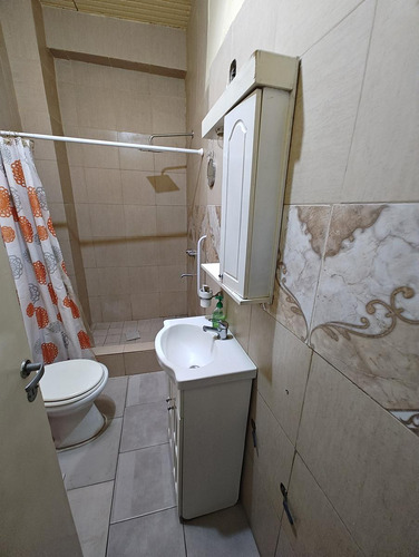 Casa En Venta En Isidro Casanova