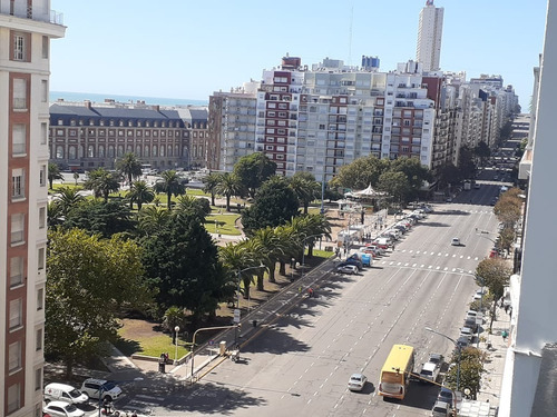 Imagen 24 de 26 de Excelente Departamento De 3 Ambientes Todo A Nuevo, Con Vista Al Mar Y A La Plaza Colón, 70 M2