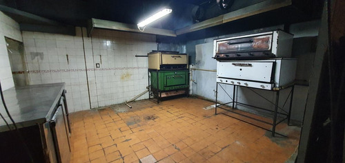 Imagen 11 de 13 de Local En Esquina Con Deposito-en Venta