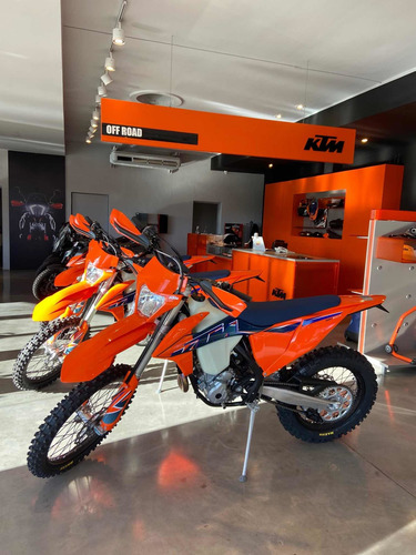 Imagen 18 de 19 de Ktm 500 Exc-f Hard-hitting Accuracy Solo En Gs Motorcycle