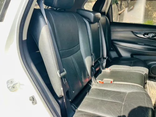 Nissan X-Trail 2.5 Exclusive 3 Row Cvt