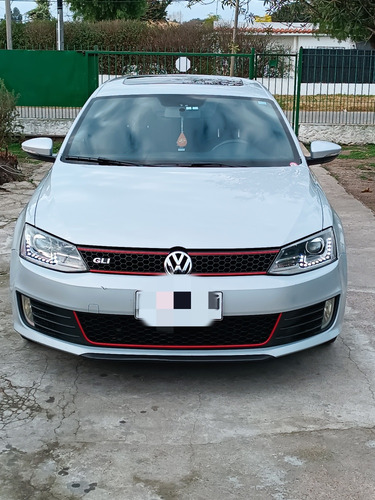 Volkswagen Vento 2.0 Sportline Tsi 200cv Bi-xenon
