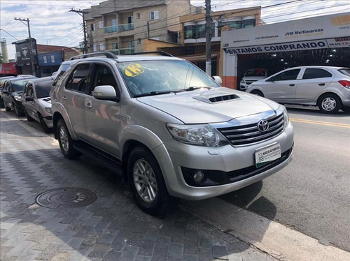 Imagem 11 de 14 de Toyota Hilux Sw4 3.0 Srv 4x4 7 Lugares 16v Turbo Intercooler