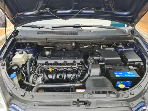 Kia Carens Rondo 2.0cc AT AA 4X2