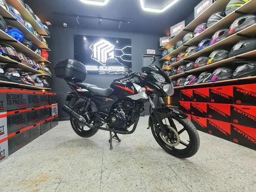 Bajaj Pulsar 180 Fi 2023