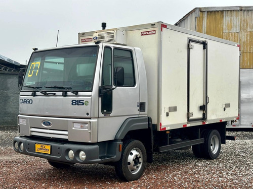 Ford Cargo 815 2007 Baú Refrigerado 4,00 Mts