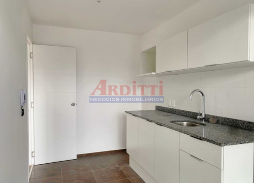 Imagen 5 de 13 de Venta Apartamento 2 Dormitorios Centro