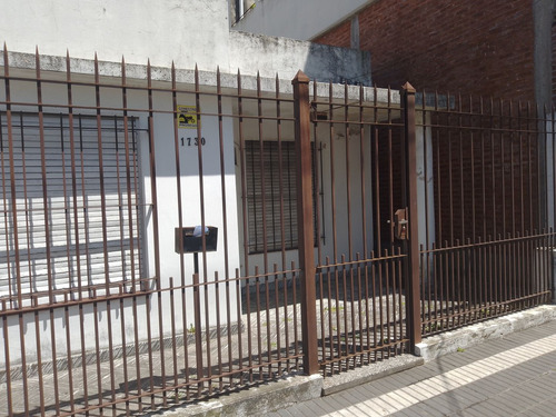 Casa En Venta En Banfield