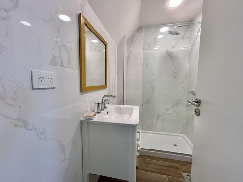 Departamento Triplex En Venta, Con Derecho A Amarra, Club Náutico Privado Boatcenter Tigre