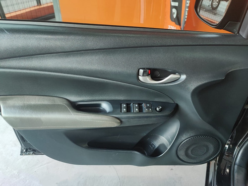 Toyota Yaris Sedán 1.5 16V FLEX SEDAN XL MULTIDRIVE