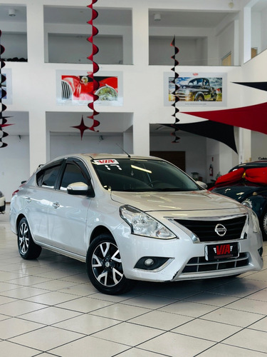 Nissan Versa 1.6 16v Sl 4p