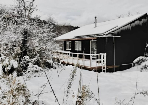 Hermosa Parcela Con 2 Casas Cercano A Centro De Esqui Corral