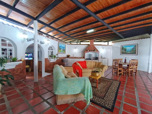 Alquiler De Casa En Urbanización Picott, San Antonio De Los Altos. Mdf