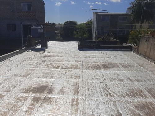 Gran Inmueble Sobre Calle Principal Para Vivir O Para Inversión En Zona Estratégica Del Barrio Para Destinos Múltiples Apto Profesional Comercial Salón Garages Viviendas Galpón Fot 2 Desarrolladores