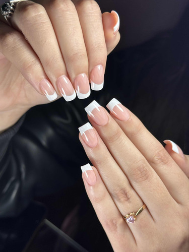 Servicio Profesional De Uñas