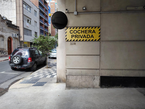 Cochera. Zona Tribunales, Seguridad. Alberdi