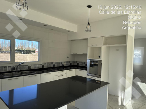 Alquiler Casa Nivel Gerencial Bº Costa Nogal. Neuquen