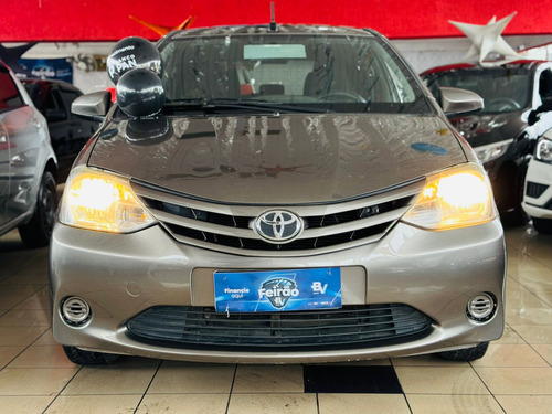 Toyota Etios Toyota Etios X 1.3 (Flex)