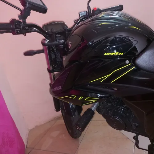 Excelente Estado Es La Gixxer 150fi Abs