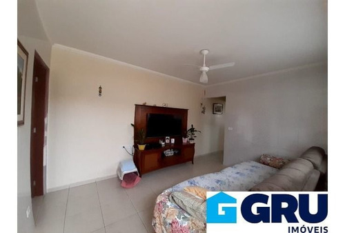 Imagem 3 de 14 de Casa Térrea Localizada No Bom Clima
