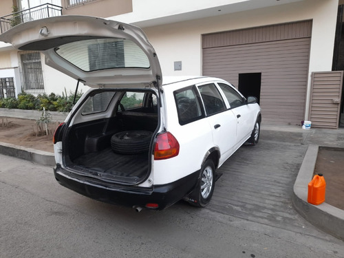 Imagen 4 de 6 de Nissan Station Wagon Ad Dual Gnv Caja Automatica Motor 1500