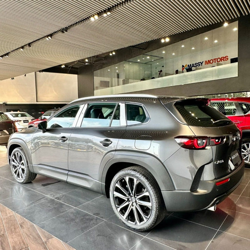 Imagen 4 de 16 de Mazda Cx50 Grand Touring 4x2 Machine Gray
