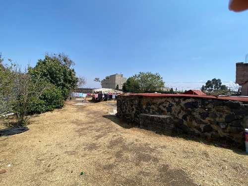 Terreno Con Barda De Piedra Y Escrituras