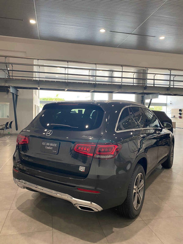 Imagen 5 de 9 de Mercedes-benz Clase Glc 2021 5p Glc 300 4matic Comfort L4/2