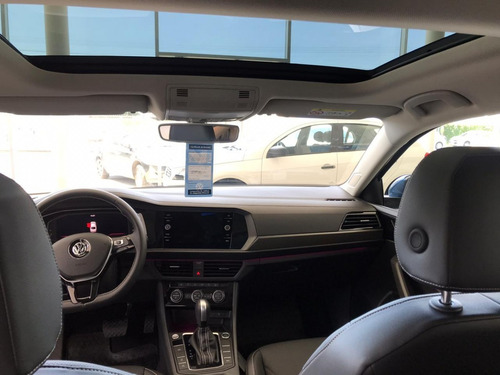 Volkswagen Vento 1.4 Highline 150cv At 0km My20