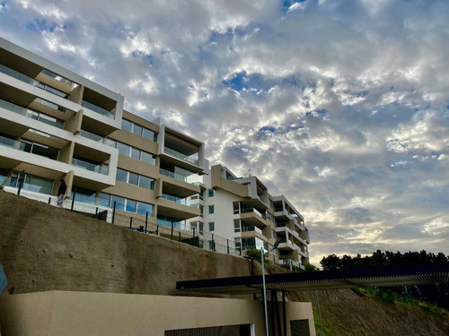 Departamento Nuevo. Reñaca, Barrio Foresta