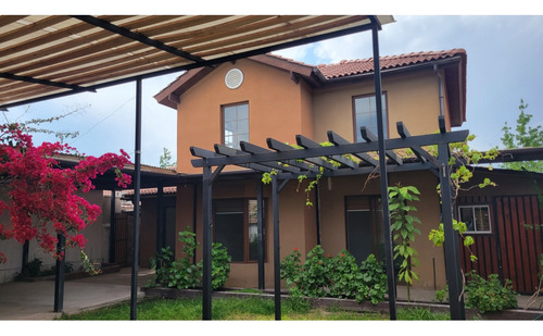 Venta Casa En Los Andes, San Esteban 5d 3b Piscina