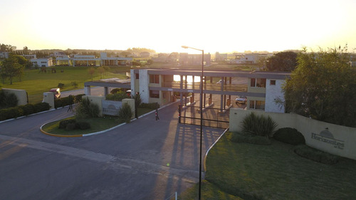 Terreno En Venta Barrio Horizontes Al Sur-canning