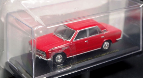 1968 (datsun 500)  Nissan Laurel Red Escala 1/43 Marca  Ixo