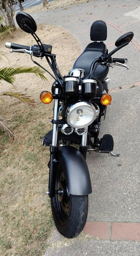 Moto Empire Superlight 200