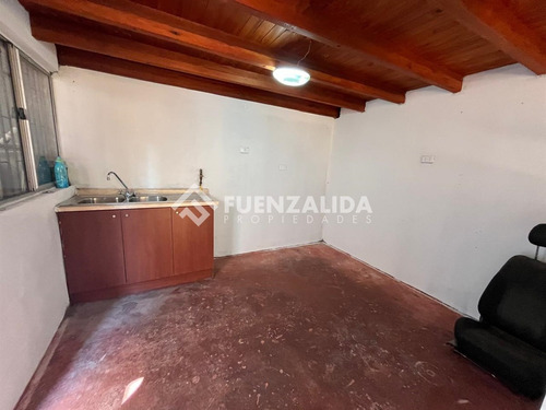 Casa En Venta De 2 Dorm. En Puente Alto