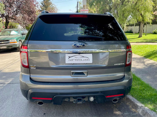 Ford Explorer XLT 4x2 AUT