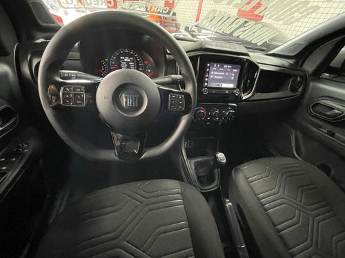 Imagem 2 de 15 de Fiat Strada Fredom