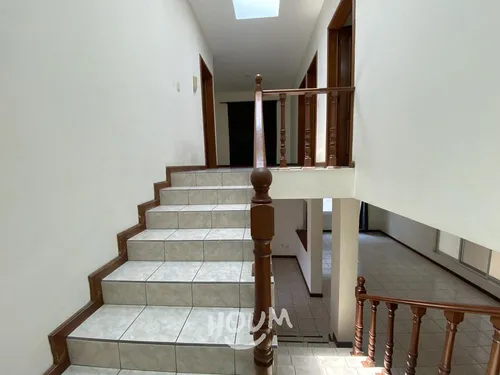 Casa En Jardín Real, Zapopan Con 4 Recámaras, 220 M², Id: 153696