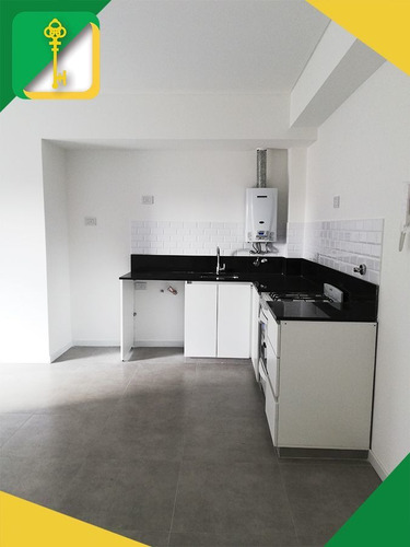 Imagen 7 de 17 de Departamento En Venta En General San Martín