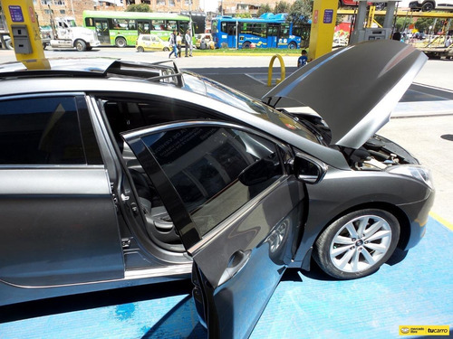 Imagen 16 de 25 de Hyundai I40 Gls