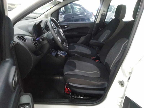 Fiat Uno Way 1.4 8v (flex) 4p