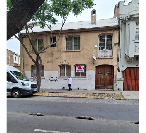 Casa 2 Pisos, 264 /211 M2. D-10 B-5
