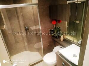 Imagen 7 de 10 de Apto En Venta Lomas De Las Mercedes 22-4471 Caro Fermoso 0424 2083128