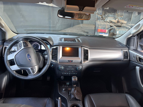 Ford Ranger 3.2 Limited Cab. Dupla 4x4 Aut. 4p