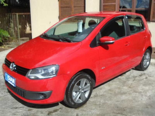 Imagem 11 de 15 de Volkswagen Fox 1.0 8v (g2) (trend) 4p 2014