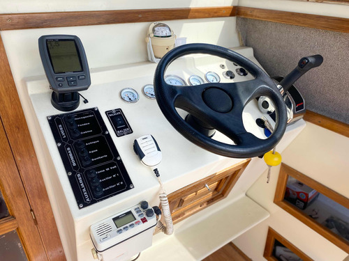 Barco Pony River 27 Mercruiser 3.0 4 Cilindros 140 Hp Alpha