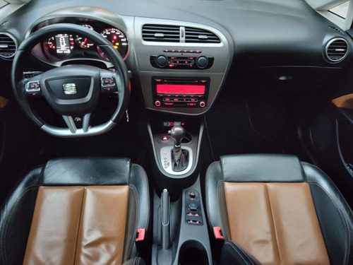 Imagen 10 de 15 de Seat Leon 1.8 Fr T Dsg 2013