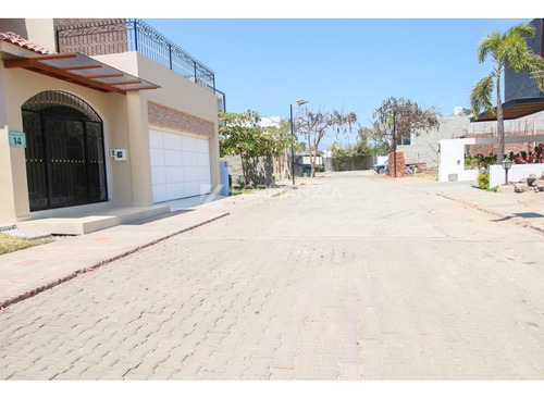 Lotes En Venta En Coto Privado Puerta Paraíso Norte En Colima