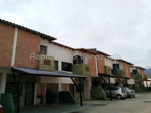Townhouse En Venta Ubicado En La Entrada De Naguanagua Carabobo Venezuela Cod 25-20353 Eloisa Mejia